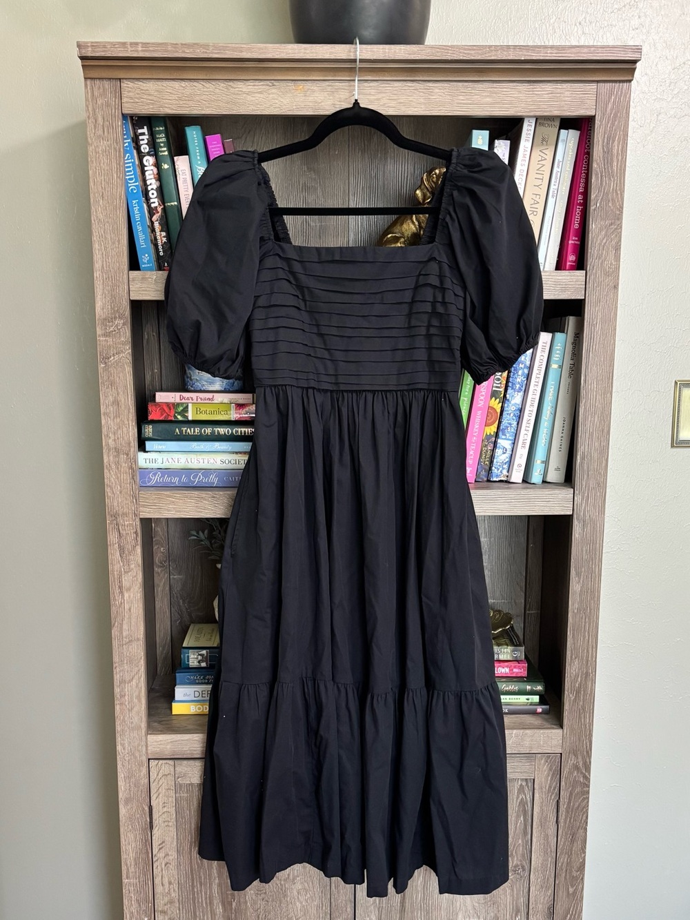 Abercrombie & Fitch Black Emmerson Puff-Sleeve Tiered Midi Dress, Size XSP